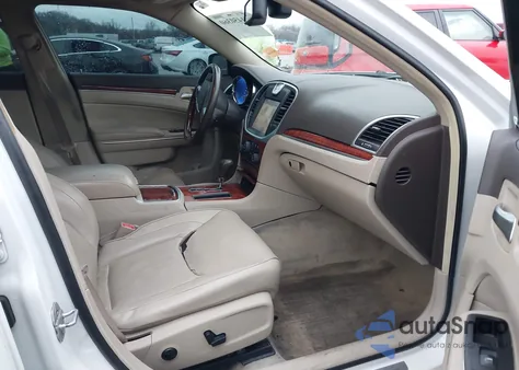 2011 Chrysler 300C z USA, uszkodzony, nr VIN 2C3CA6CT6BH528891